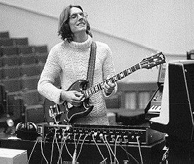 Gttsching in solo concert